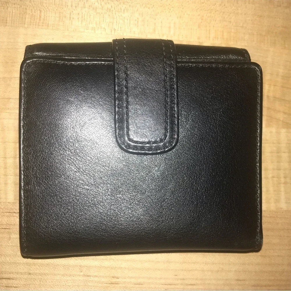 Coach Pleated Leather Black Wallet Snap Front Back - Picture 2 of 12